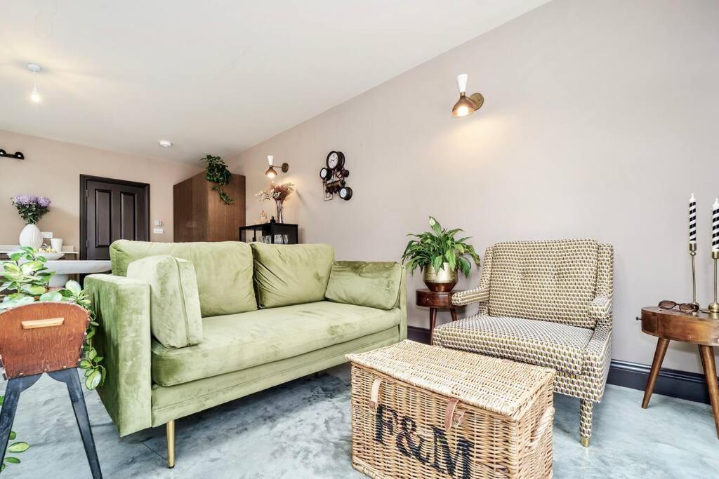 Apartament 2 Bedroom Garden Flat